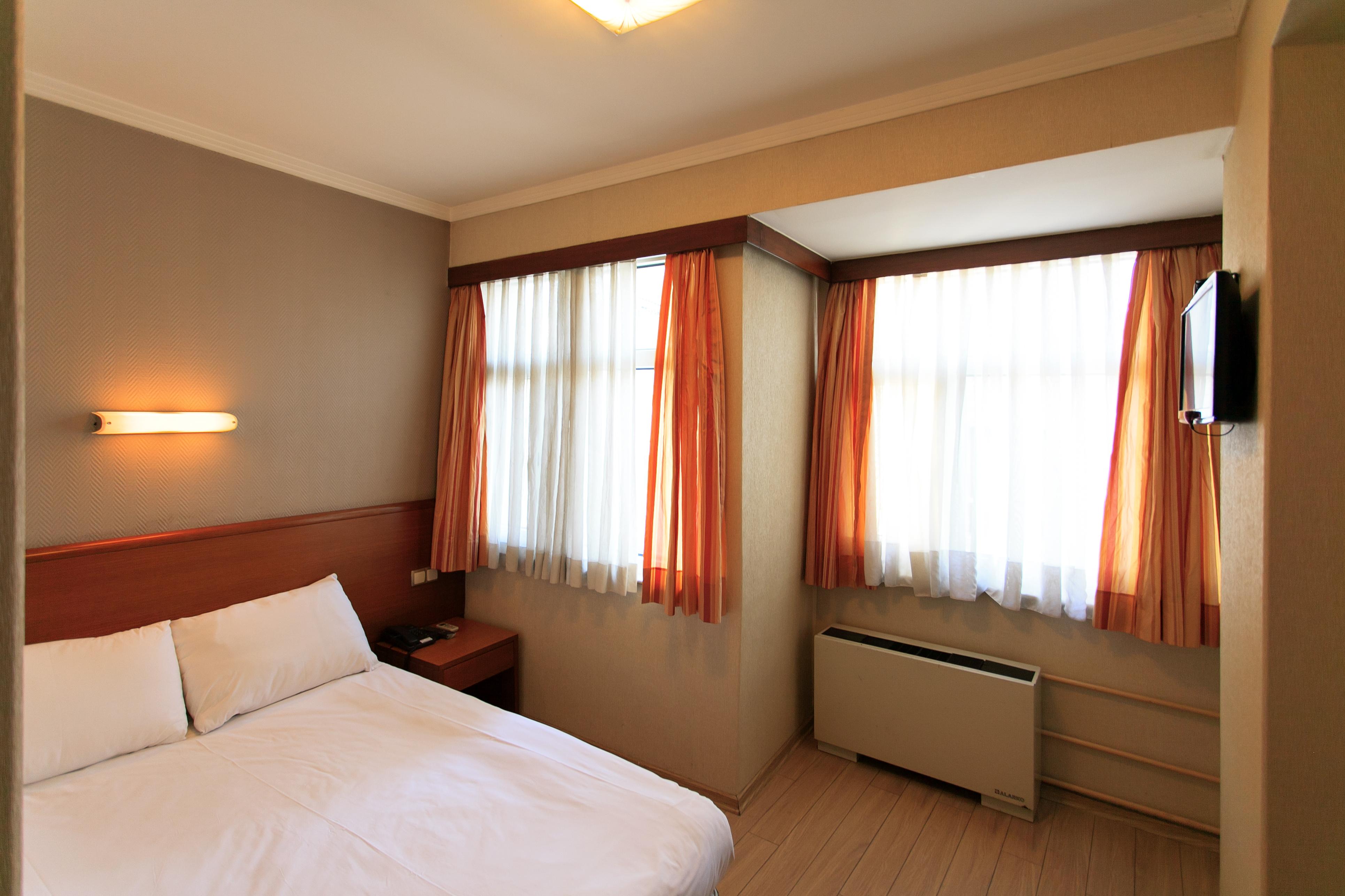 Hotel Inter Istanbul Exteriör bild
